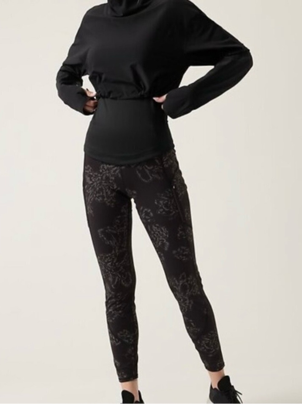 Athleta Whistler Hybrid Black Long Sleeve Top